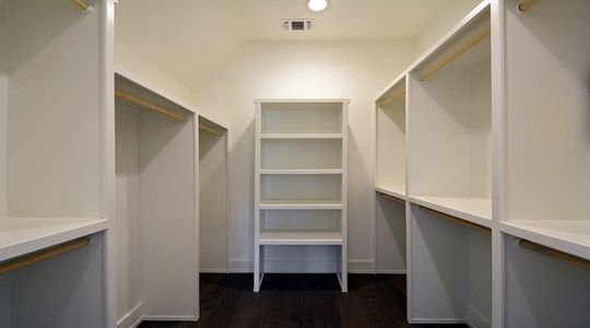 2010 Goodrich Ave 1B-large-033-Master 010-1500x985-72dpi.jpg