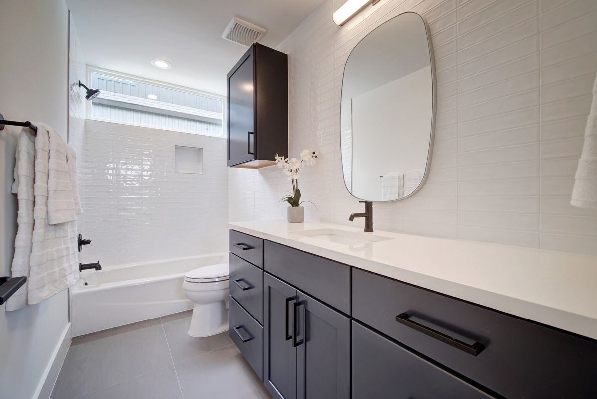 017-344049-2800 E 22nd 2 3871_8782946.jpg