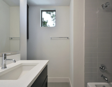 2500 E 3rd St Unit A-print-030-Other Bath 900x700.jpeg