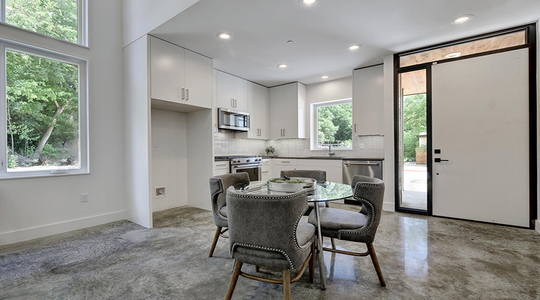 2010 Goodrich Ave Unit 4B-large-023-27-Family Kitchen Dining 523-1500x1000-72dpi.jpg