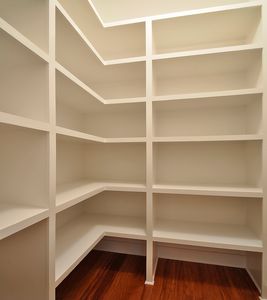Pantry 01 800x900.jpeg