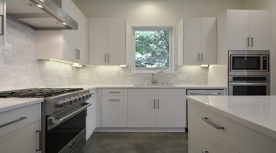 2010 Goodrich Ave 1B-large-017-Kitchen 004-1499x1000-72dpi.jpg