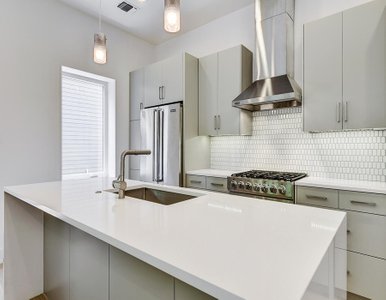 2010 Goodrich Ave-large-008-24-Family Kitchen Dining 440-1500x1000-72dpi.jpg