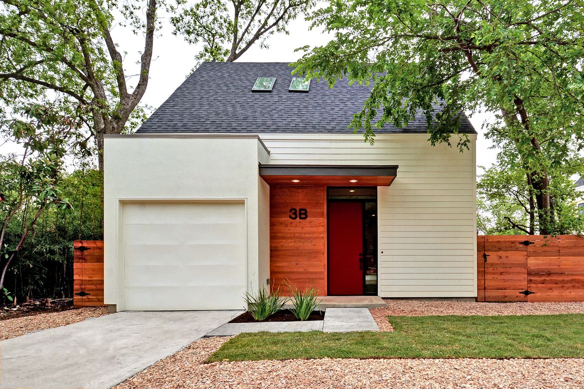 2010 Goodrich Ave Unit 3b-print-001-3-Exterior Front 248-4200x2803-crop.jpg