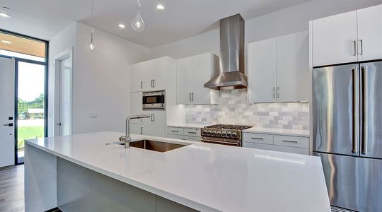 2010-Goodrich-Ave-print-011-4-Kitchen-and-Breakfast-003-4200x2802-300dpi.jpg
