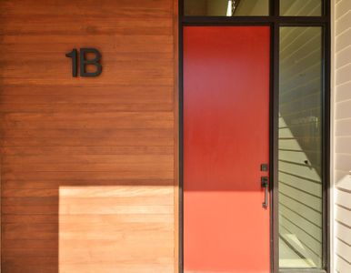 2010 Goodrich Ave 1B-large-004-Goodrich Exteriors-1350x1000-72dpi.jpg