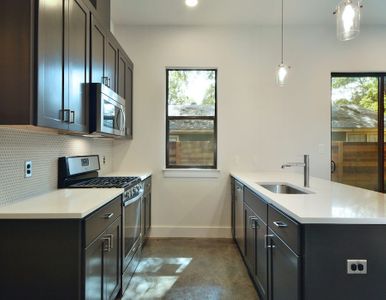 2500 E 3rd St Unit A-print-012-900x700.jpg