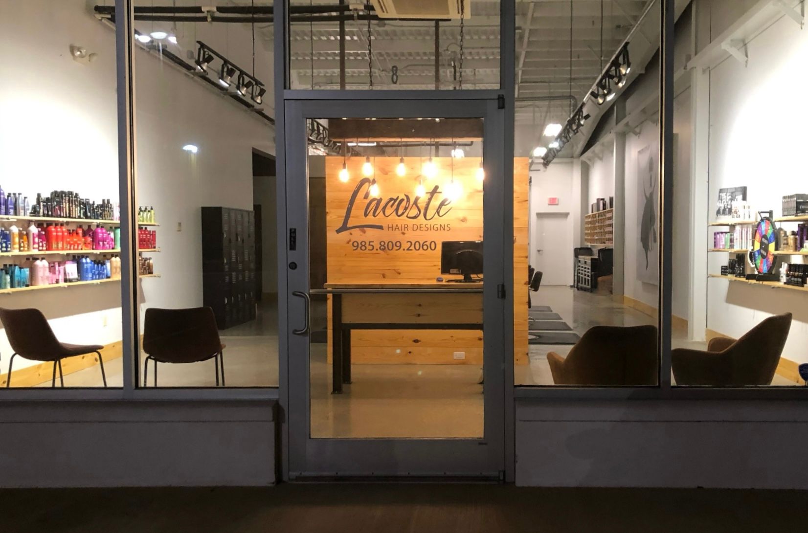 Beautiful hair in a space that feels like home.