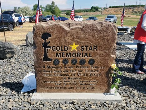 Gold Star Veterans Memorial Boulder