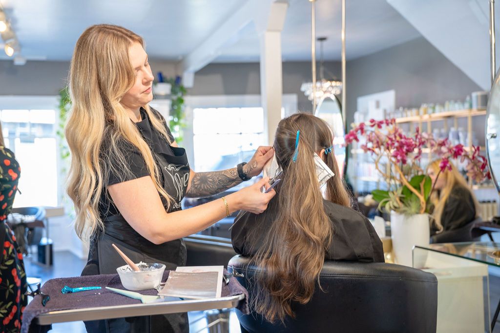 REVERYSALONSELECTS-59.jpg