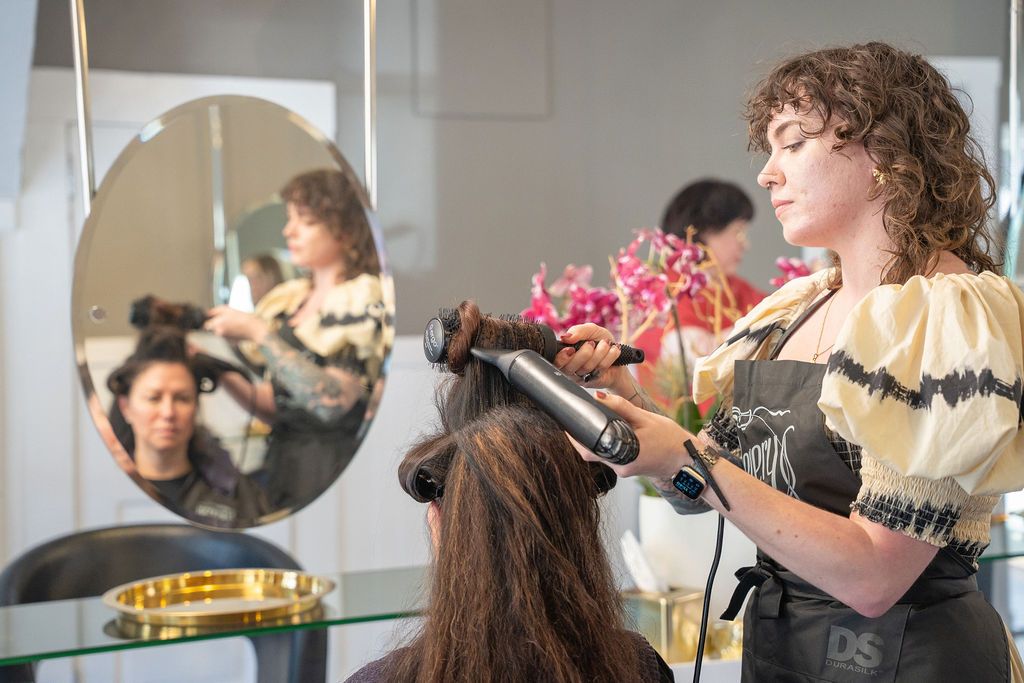 REVERYSALONSELECTS-87.jpg
