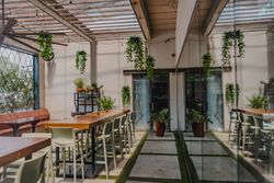 EBERLY_spaces060826_patio007.jpg