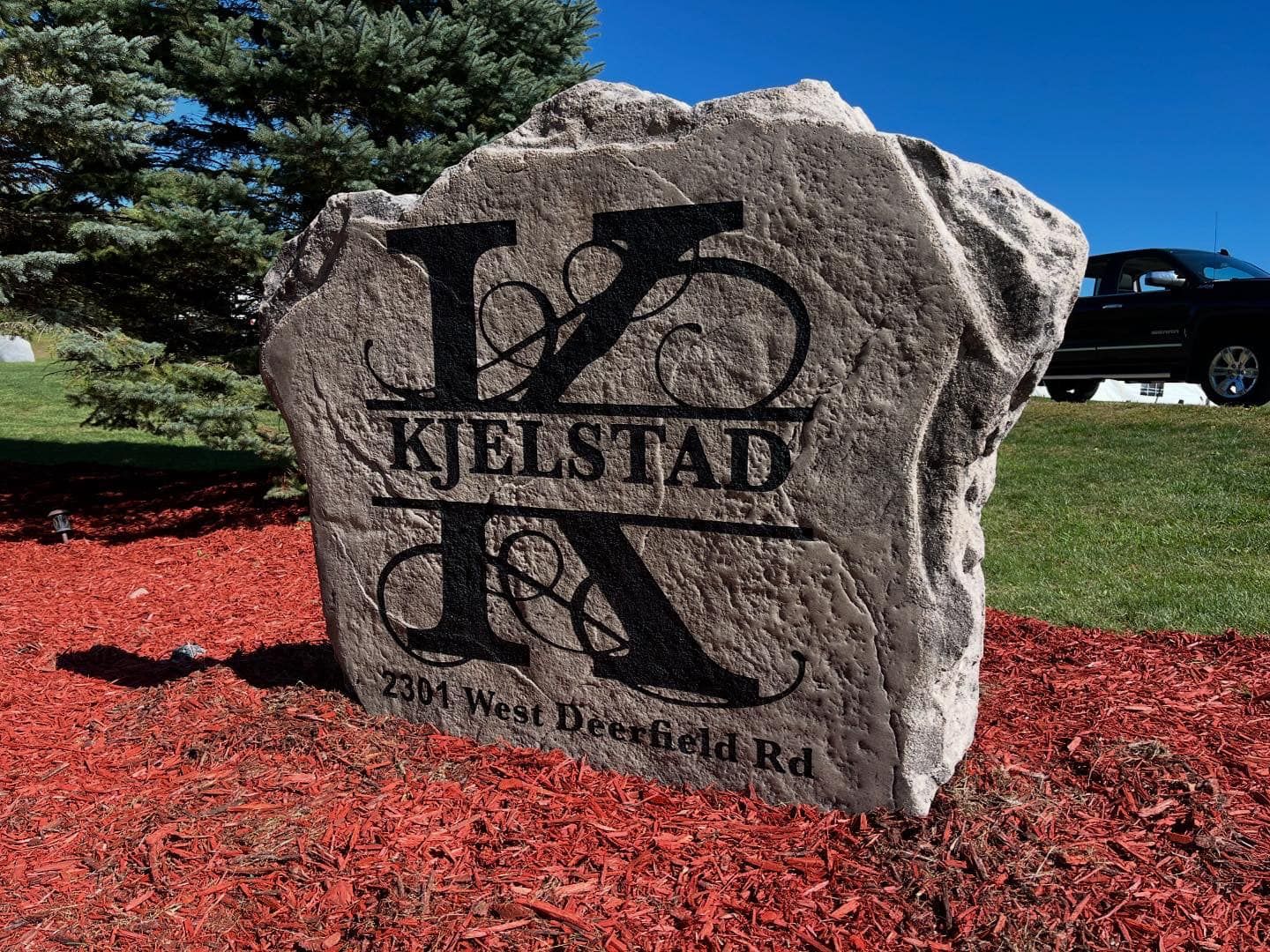 Kjelstad Boulder 1.jpg