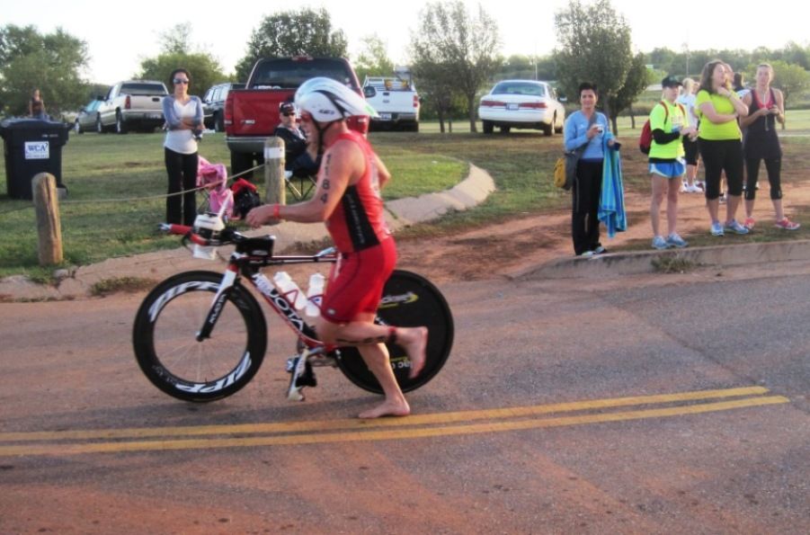 Shawn Redman 2010 70.3 Bike -1.jpg