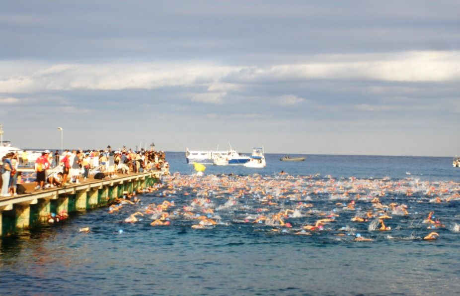 IMCOZ 2009 Swim Start.JPG