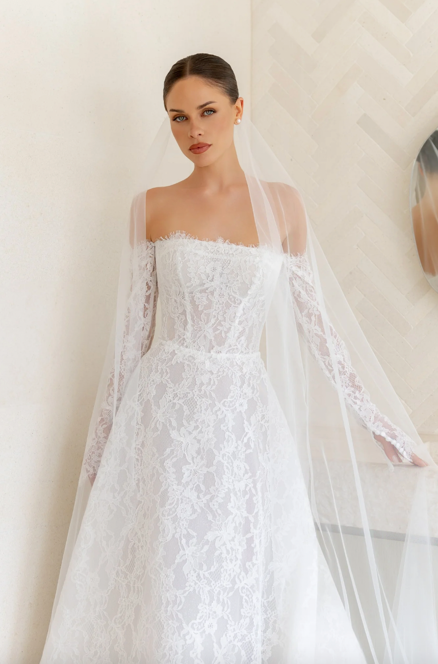 BBB - Le Lee Annelise.png