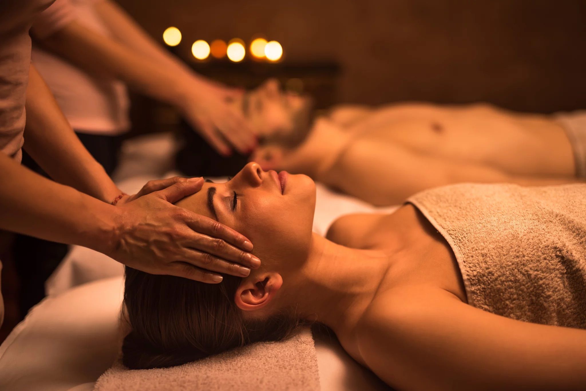 Relaxing Couples Massage at Jessicas Massage Spa