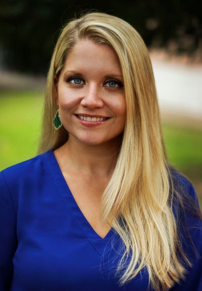 headshot-ashasmall.jpg
