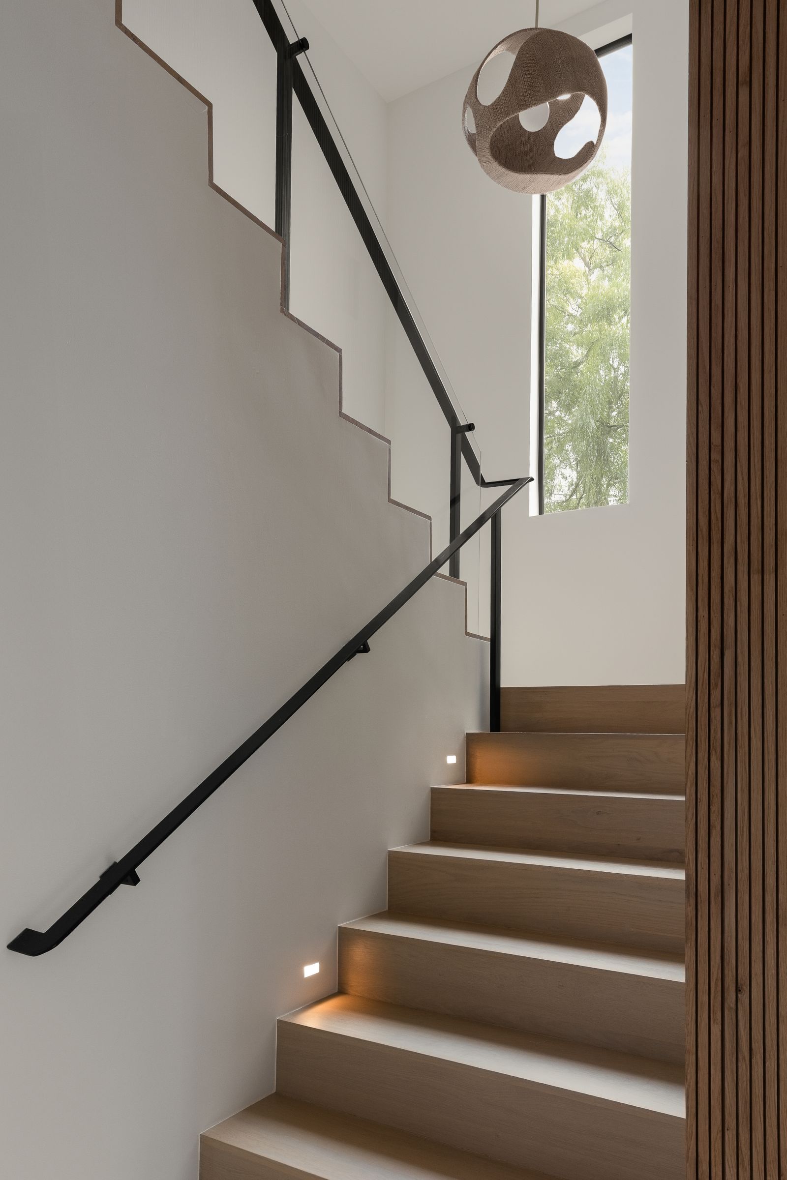 208 Ashworth25011.jpg