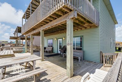 coconut-beach-house-rental-surfside-beach-texas_04.jpg