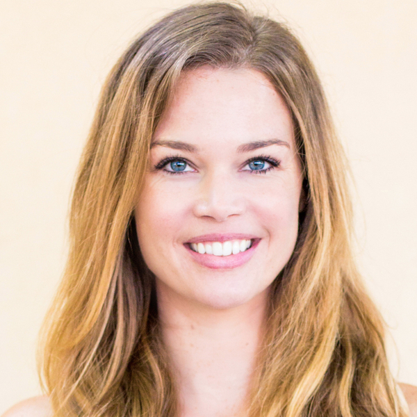Amy M_Headshots-15.jpg