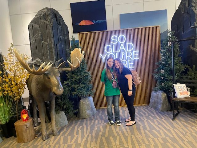 Katie & Bailey Collins Denver Pharm Conf