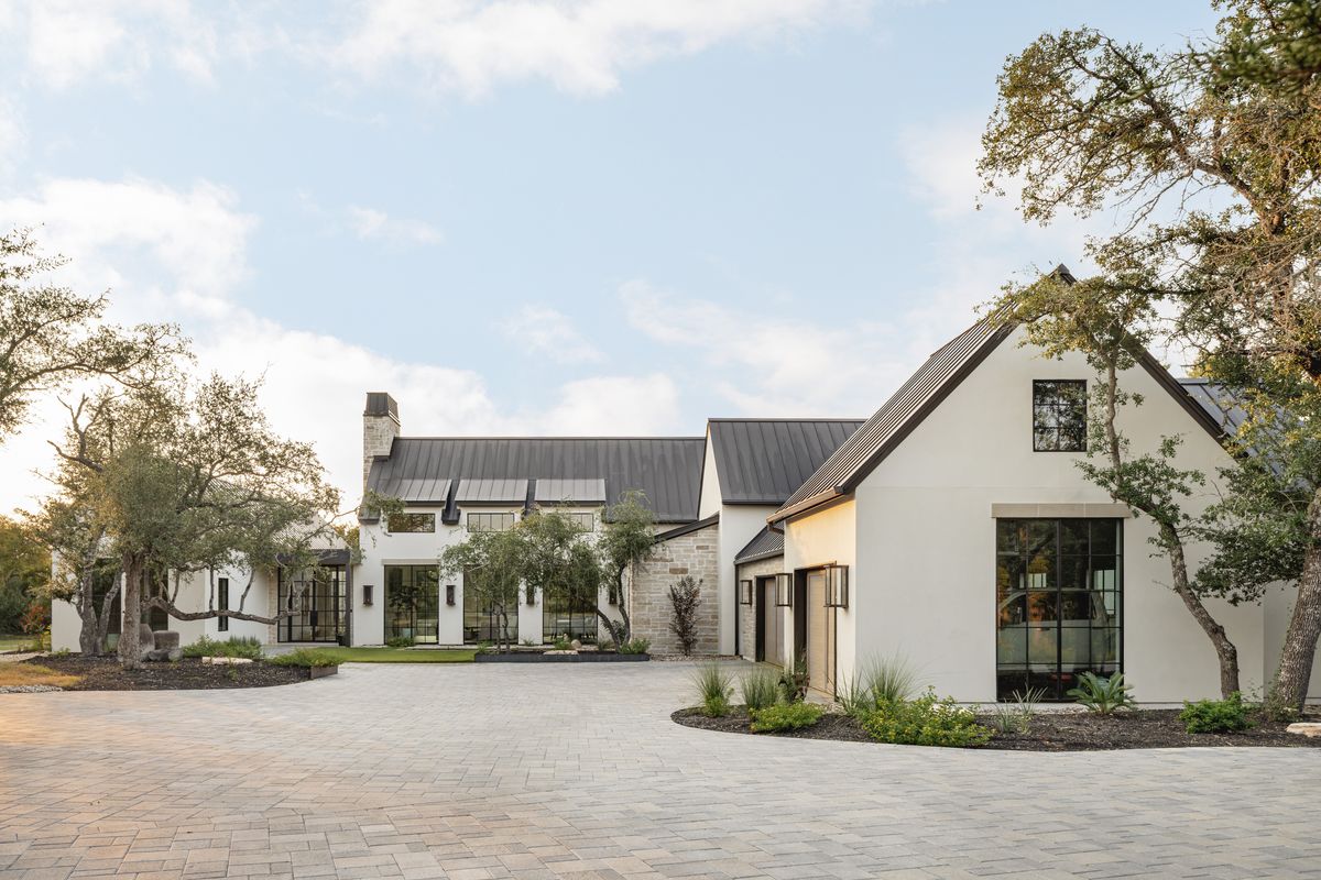 DEMARCO_LTB_Design_Build_Dripping_Springs_Texas.jpg
