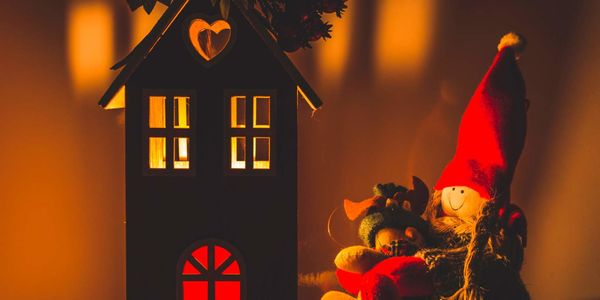 holiday-real-estate-todo-1615x807.jpg