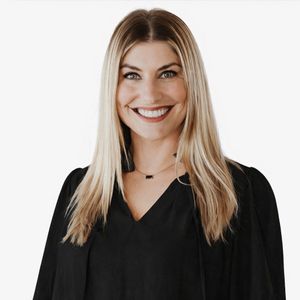 Karen Rivera headshot.jpeg