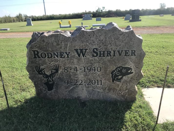 Mark your loved one's resting place with a beautiful engraved stone Custom designed headstones with graphics