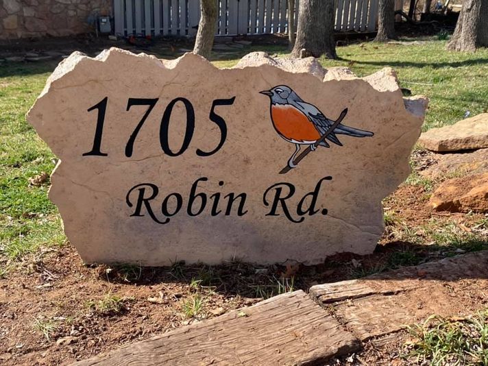 Combine your house number with a colour graphic