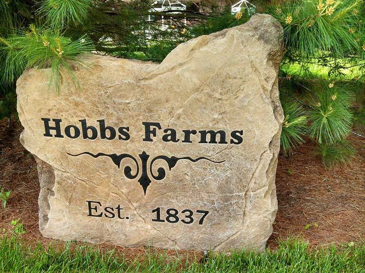 Farm name sign