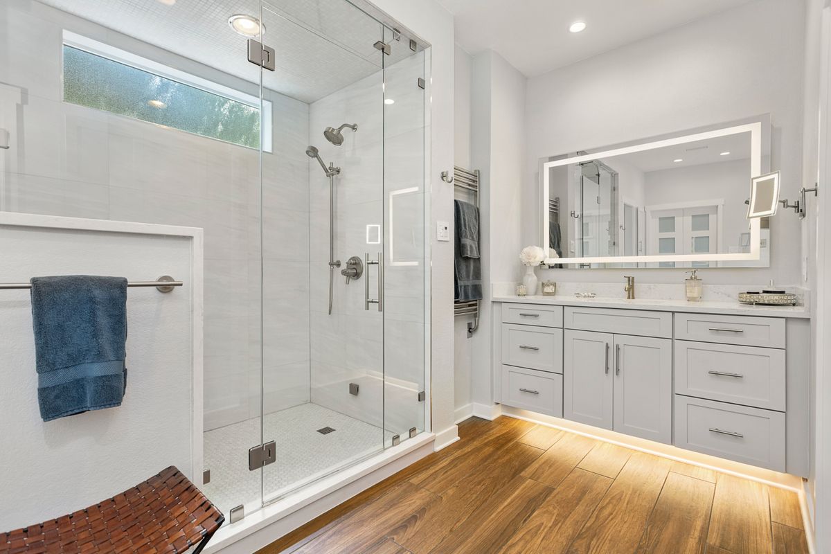 CCB Designs created a hotel-worthy experience for clients wanting a steam shower. Steam Shower Master Bath Remodel