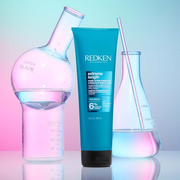 redken-2021-extreme-length-social-lifestyle-1-1080x1080.jpg