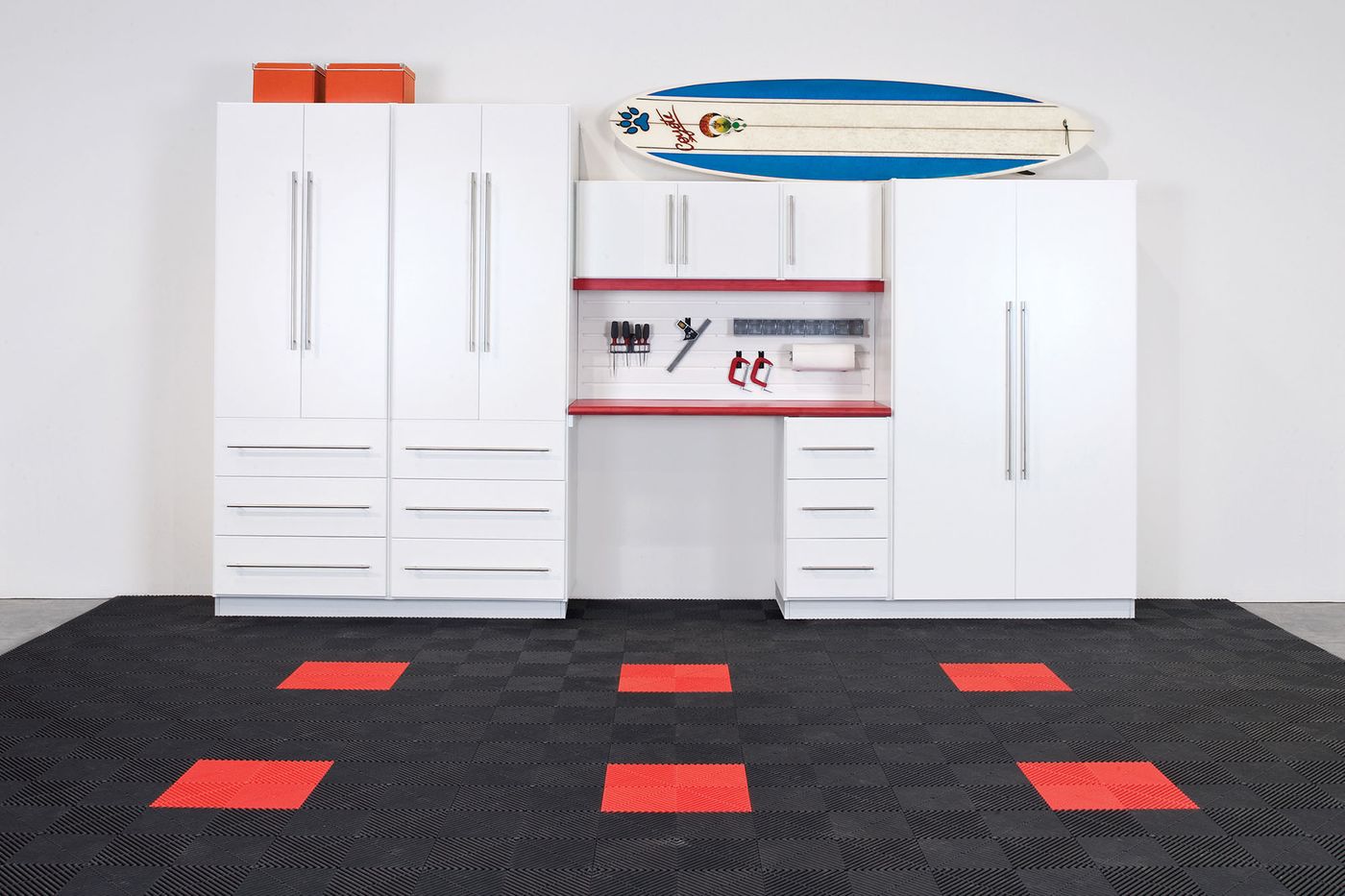 Exterior: White Melamine (Panels, doors, drawers)
Interior: Natural (Shelves and backing), 3/4” Straight edge panels, 3/4” Soft edge doors and drawers, 1 1/8” Straight edge shelves REGENCY II COLLECTION