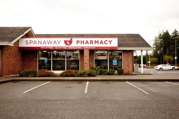 Pharmacy picture 2 (1).jpg