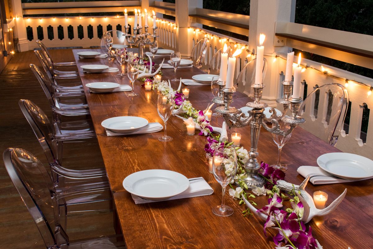 Farmhouse Tables _ Ghost Chairs.jpg