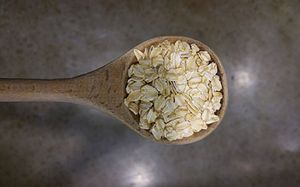 oats-in-spoon_450-for-web.jpg