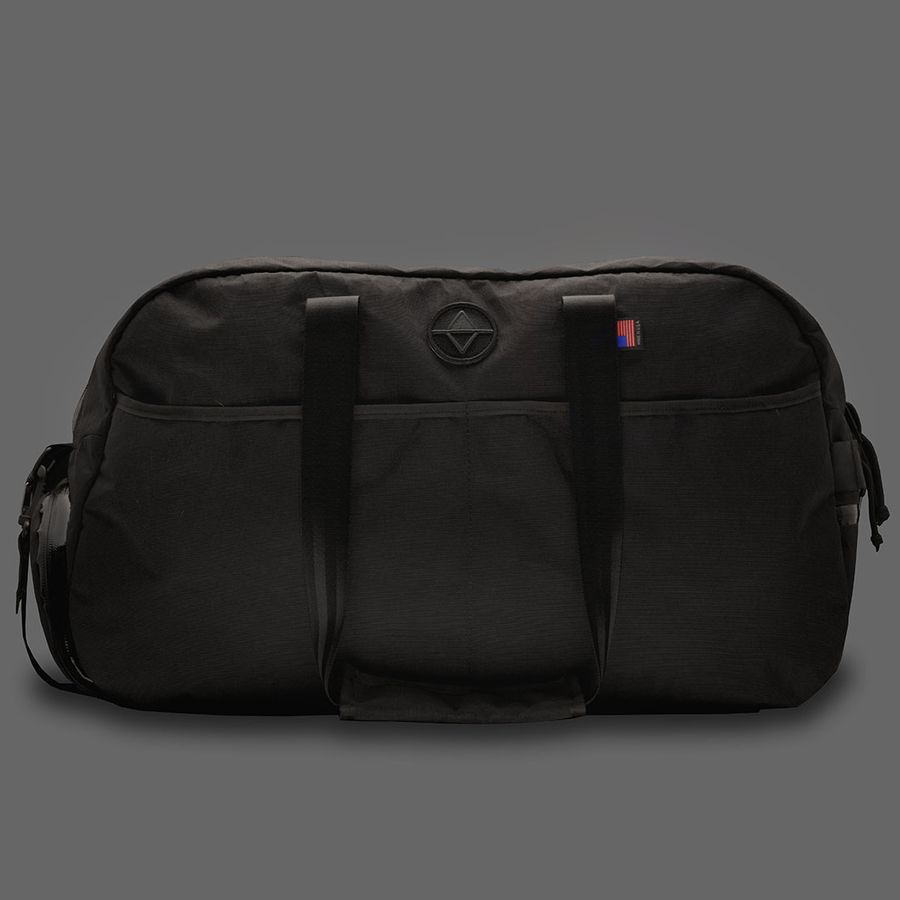 Weekender-Duffle-Front-gray.jpg