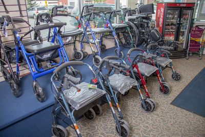 Walkers & Wheelchairs