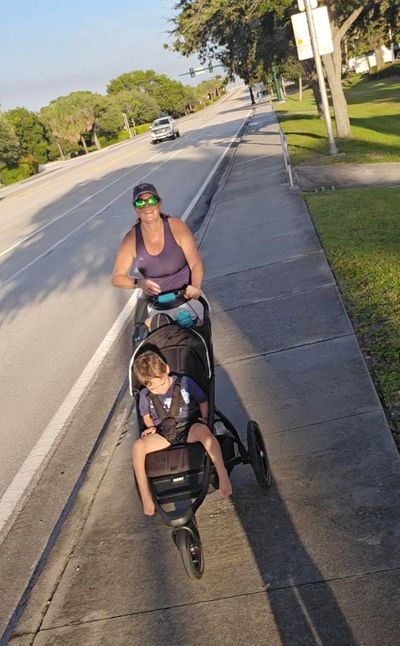 run club stroller.jpg