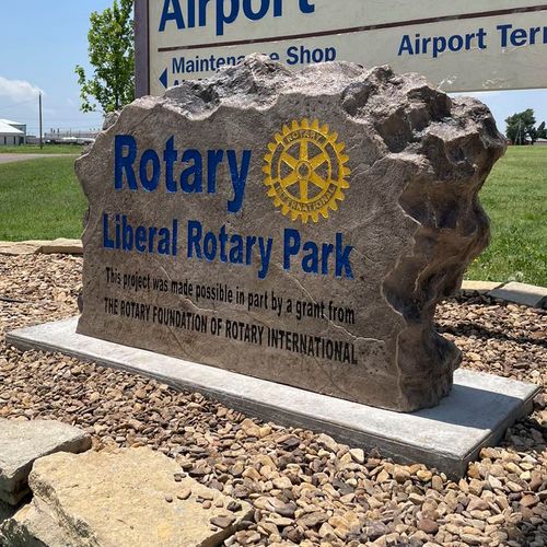 rotary entry.jpg