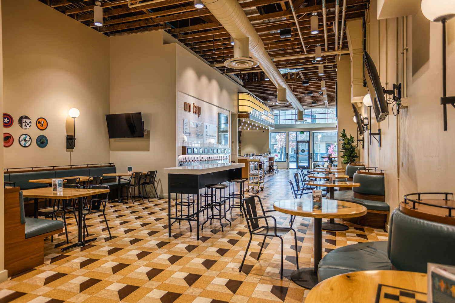 Dining Room at Mainzer Merced | Restaurant, Music Venue, and Movie Theater