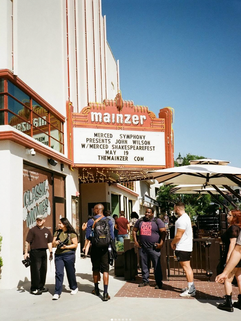 Guests Outside of Mainzer Merced | Restaurant, Music Venue, and Movie Theater