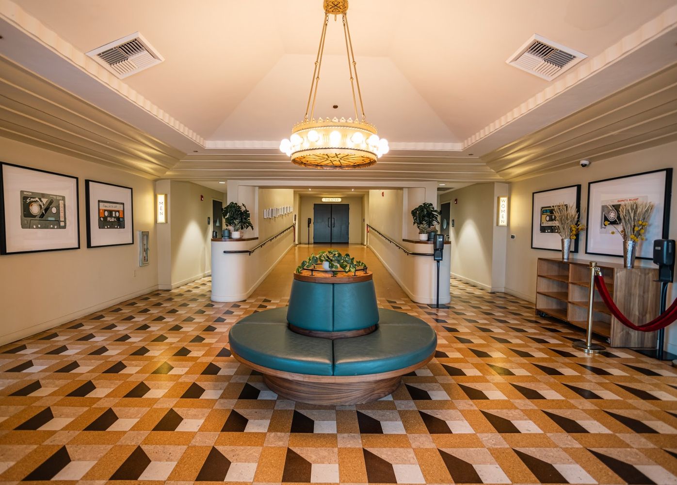 Entrance to Mainzer's Theater | Restaurant, Music Venue, and Movie Theater Entrance to Mainzer's Theater | Restaurant, Music Venue, and Movie Theater