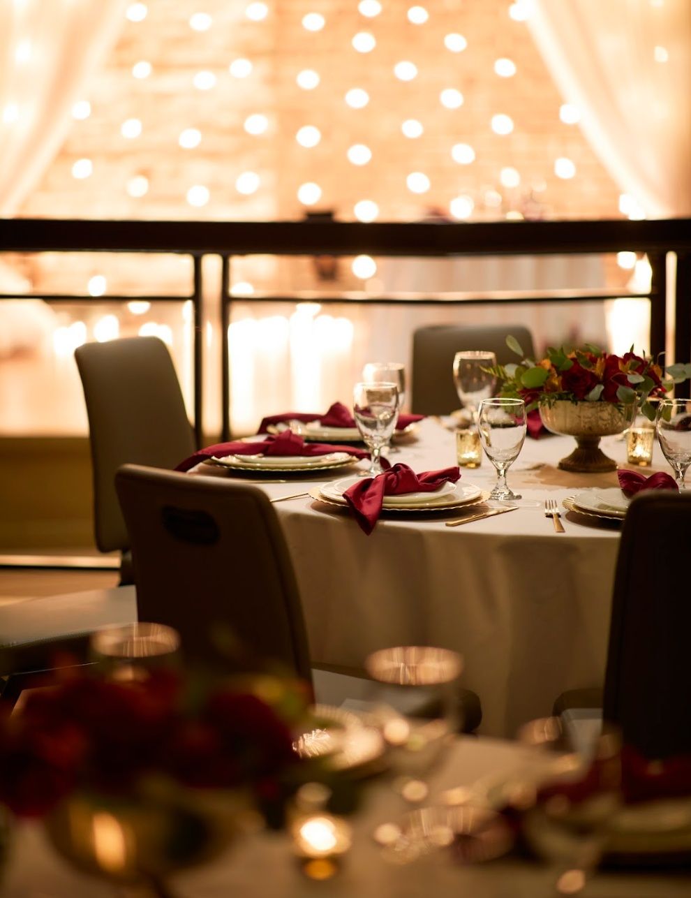 Christmas seating at Mainzer's theatre in downtown Merced | Restaurant, Music Venue, and Movie Theater Christmas at Mainzer Merced | Restaurant, Music Venue, and Movie Theater