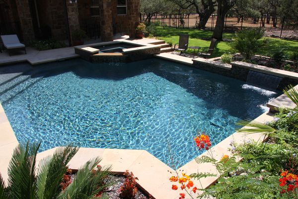 Pool Builder in Austin TX