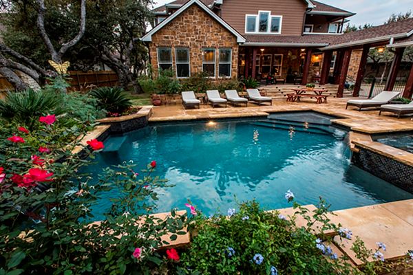 Custom geometric pool project by Pack Custom Pools