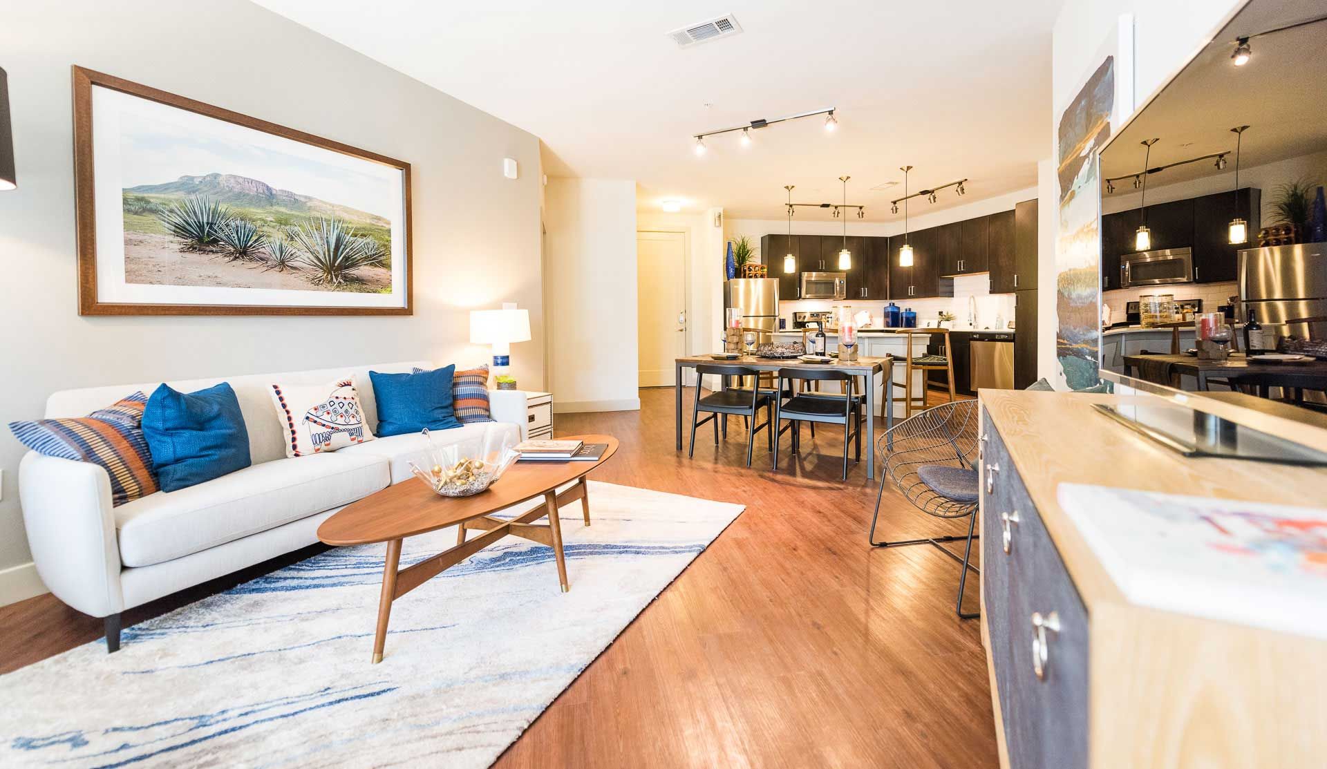 2025 E 7th St, Austin, TX 78702 7East