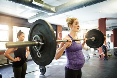 Pregnant Weightlifting.jpg